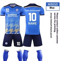 Nouvel ensemble d'entraînement de football pour adultes pour hommes et femmes Vêtements de jeu à manches courtes pour l'été pour les équipes sportives et les enfants