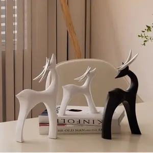 Décoration d'intérieur de luxe légère Artisanat fauve Esprit créatif Cerf Animal Ornement en résine