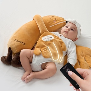 Adorable coussin électronique en peluche en forme de banane pour bébé, aide au sommeil par tapotement, avec télécommande, pour apaiser les nourrissons - Product Image 5