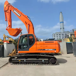 Used Doosan Crawler Excavator 225LC-9 DX225LC-9C 2022 <b>Model</b> 22 Ton High Quality <b>Engine</b> & Pump for Sale - Product Image 1