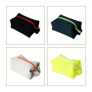 Bolsa de Maquillaje de Silicona con Cierre, Impermeable, Portátil, Ecológica, Duradera y Moderna para Viajes - Product Image 6