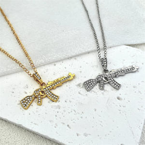 Collar con Colgante de Pistola Clásico y Moderno, Cadena de Acero Inoxidable, Joyería Táctica de Caza, Ligero, en Caja - Product Image 6