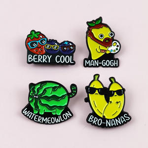 Broches créatives sur le thème des fruits, motifs amusants de dessins animés (pastèque, cochon, mangue et <span class=keywords><strong>peintre</strong></span>), accessoires en émail polyvalents - Product Image 3