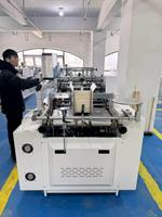 Nouvelle machine automatique de formage et d'érection de cartons en papier de grande capacité