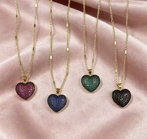 Collar con Colgante de Corazón con Circonitas Cúbicas y Baño de Oro de 18K, Joyería de Moda para Mujer - Product Image 3