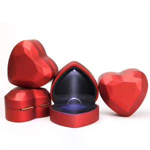 Caja de Anillo con Luz para Propuestas, Exhibición de Mostrador, Cajas Rojas con Forma de Corazón para Guardar Joyas - Product Image 5