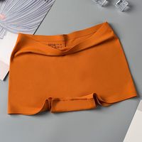 Gran oferta, bragas cortas sin costuras, ropa interior para mujer, ropa interior de seda helada para mujer, bragas sin costuras de cintura media para mujer
