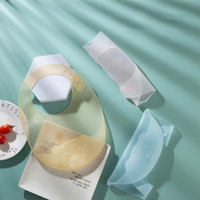 Produits pour bébés en gros, bavoirs pour bébés réglables, dessin animé, imperméables, sans BPA, bavoirs en silicone de qualité alimentaire pour bébés