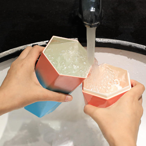 سلة مهملات صغيرة للسيارة، حاوية قمامة محمولة توضع في حامل الأكواب، سلة نفايات بلاستيكية صغيرة للسيارة - Product Image 4