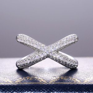 Anillo de Diamantes de Oro Blanco F439, Anillo de Compromiso de Lujo para Mujer, Corte Brillante Redondo, Color G Natural, Joyería de Oro de 18K - Product Image 5