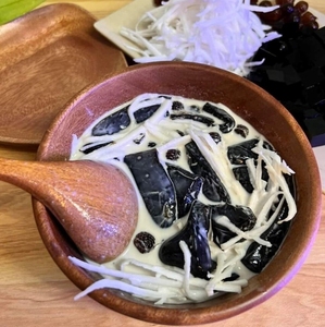 Polvo de Gelatina de Hierbas Negras de Vietnam, Rico en Nutrientes y Alto en Fibra, Sustituto de Gelatina, Venta al por Mayor a Granel - Product Image 2