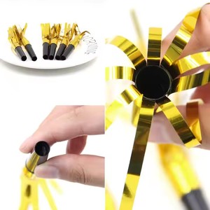 Artículos de Fiesta de Año Nuevo 2027: Silbatos Dorados, Cortina de Papel Metálico, Dragón Inflable, Accesorios para Celebrar - Product Image 4