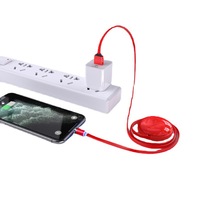 Kabel Data Tiga-dalam-Satu dengan Penyimpanan Teleskopik, Magnetik, dan Konektor Micro USB/Type-C untuk Transfer Data Cepat