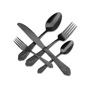 批发5件喷砂黑色餐具SS复古浮雕餐具刀叉勺不锈钢餐具套装