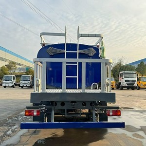 Camión Cisterna de Agua Sinotruk Howo de 9000 Litros, 4x2, 9 Metros Cúbicos, 9 Toneladas, Camión Cisterna Pequeño en Venta - Product Image 5