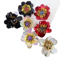 Perles à ongles faites à la main, paillettes colorées en PVC à la mode, fleurs, autocollants en tissu personnalisés pour costumes de scène brillants, chaussettes, chaussures