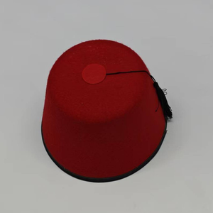 Sombrero Fez rojo de fieltro, sombrero étnico de Oriente Medio para hombres y mujeres, estilo artístico retro, para las cuatro estaciones. - Product Image 3