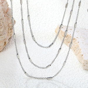 Collar de aleación de zinc con diseño geométrico minimalista para mujer, accesorio de moda. - Product Image 3