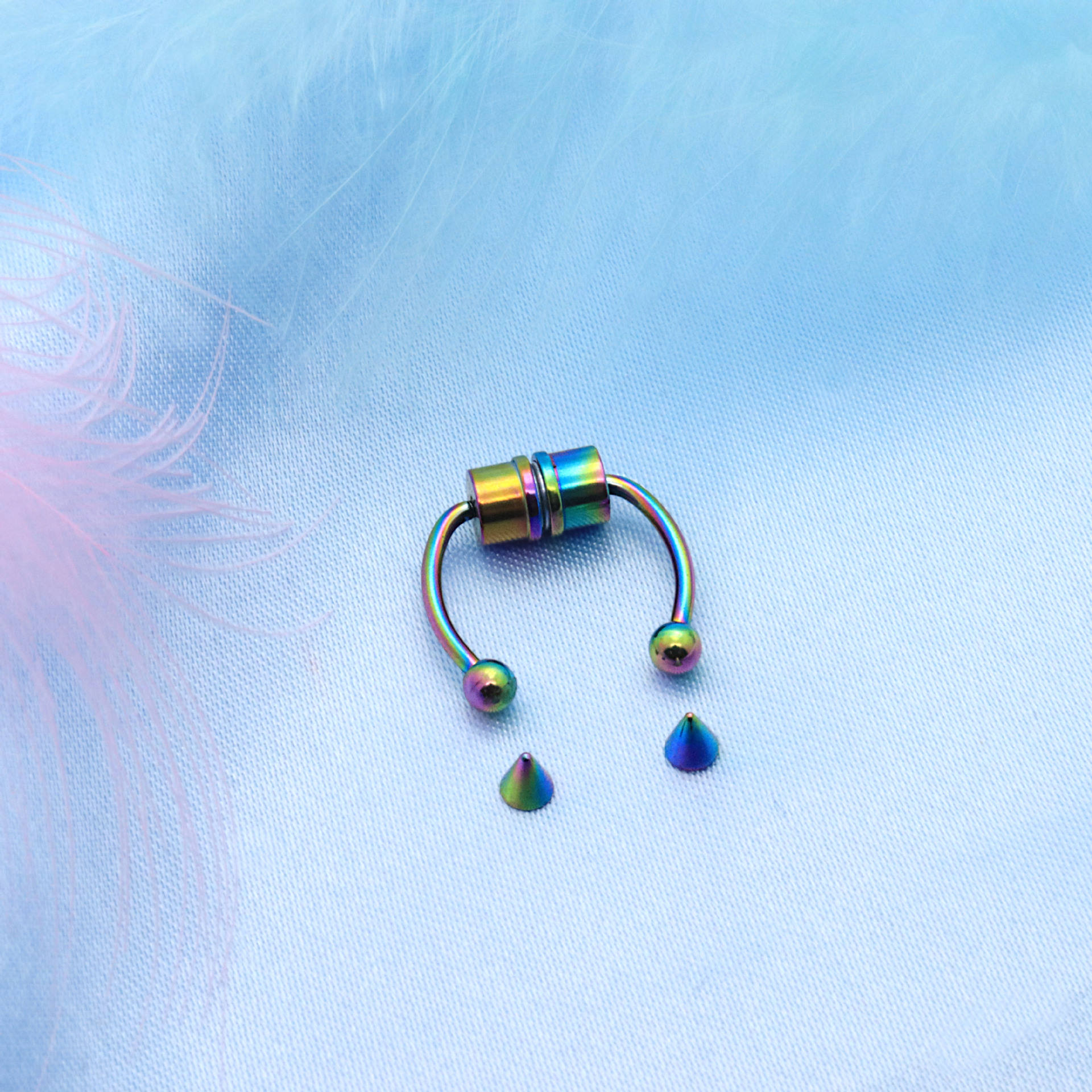 มีสีสัน