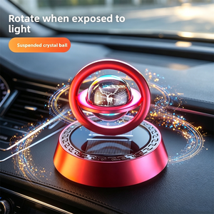 Diffuseur d'arômes solaire rotatif en alliage massif de luxe moderne pour voiture, purificateur d'air portable pour véhicules - Product Image 2