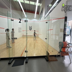 Terrain de <span class=keywords><strong>squash</strong></span> portable de haute qualité en verre trempé personnalisé APEX Wholesale avec installation de plancher en bois disponible - Product Image 4