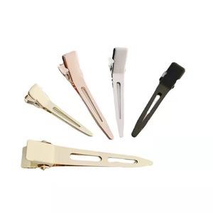 Pinza de Pelo Metálica de Una Sola Horquilla, Color <span class=keywords><strong>Plata</strong></span>, Oro y Negro, del Mercado de Pequeños Artículos de Yiwu - Product Image 1
