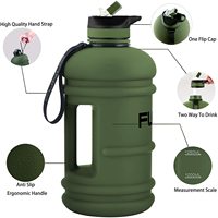 Bouteille d'eau de grande taille de 2,2 L de couleur vert armée, sans BPA, bouteille d'eau de demi-gallon, bouteille d'eau réutilisable pour hommes, femmes, fitness, sport, salle de sport