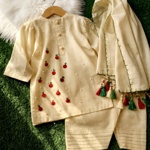 Ensemble de vêtements ethniques traditionnels pour femmes en coton crème brodé avec motif de fruits, avec châle, pour un usage quotidien au printemps et en été - Product Image 1