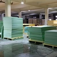 Panneau en mousse PVC thermoformable à haute résistance au cisaillement, ignifuge, pour panneaux sandwich industriels