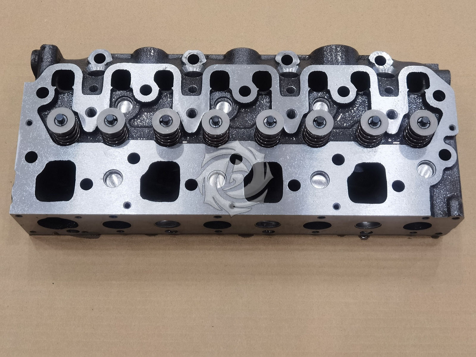 お歳暮ならオンライン Engine 404D-22 Perkins for Head Cylinder - 111011030 426-3438 邦楽