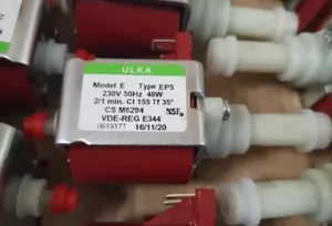 Pompe à eau pour machine de nettoyage ULKA Modèle E Type EP5 230V 50Hz 48W 5 120V 60Hz NME1 16W - Product Image 3
