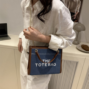 Nouveau <span class=keywords><strong>Sac</strong></span> Bandoulière en Jean 2026 - <span class=keywords><strong>Sac</strong></span> à l'Épaule Tendance <span class=keywords><strong>avec</strong></span> Lettres Brodées et Chaîne - Product Image 3