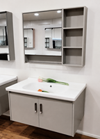 Meuble-lavabo mural pour projet hôtelier avec miroir rétroéclairé LED, étagère latérale ouverte et porte-serviettes – Fournisseur pour commandes en gros usine