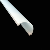 Abat-jour en PMMA PC extrudé personnalisé, diffuseur opale, profilés linéaires LED, couvercles de canaux en aluminium pour l'éclairage