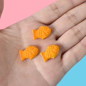 Meilleures ventes : Breloques en résine pour artisanat alimentaire, biscuits de poisson, accessoires d'artisanat en résine - Product Image 3