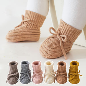 25 Herfst/Winter <span class=keywords><strong>Pre</strong></span>-Walkers Gebreide Babyschoenen En Sokken Ademende Gebreide Slofjes En Jurk Sokkenhoezen Enkelhoog Pasgeboren Vriendelijk - Product Image 1
