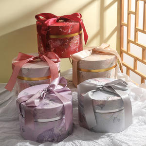 Caja de Dulces 2024, Caja Cilíndrica para Regalo de Dama de Honor, Regalo de San Valentín, Cumpleaños, Boda, con Cinta - Product Image 1