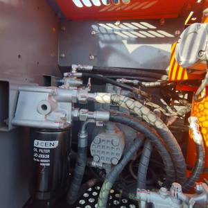 Excavatrice Hitachi Ex120 ZX120 de haute qualité de 12 tonnes à faibles heures de travail d'occasion à vendre engrenage de boîte de vitesses de moteur de noyau - Product Image 4