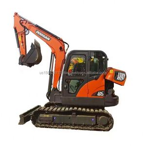 รถขุดดิน DOOSAN DX60 6 ตัน เครื่องจักรก่อสร้างไฮดรอลิกจากเกาหลี มือสอง สภาพดี เครื่องยนต์ประสิทธิภาพสูง ราคาถูก ขาย - Product Image 1