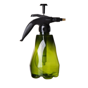 Yimei Manual Sprayer 1500ml Plastic Air Pressure Watering Can For Garden Use - Product Image 5