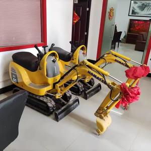 La mini-pelle classique Komatsu PC01, une pelle sur chenilles d'occasion, pèse 300 kg et est la plus petite pelle d'occasion au monde. - Product Image 2