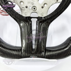 Volant de voiture en fibre de carbone noire personnalisé, livraison rapide d'usine, pour M2 M3 M4 Fseries9 - Product Image 3