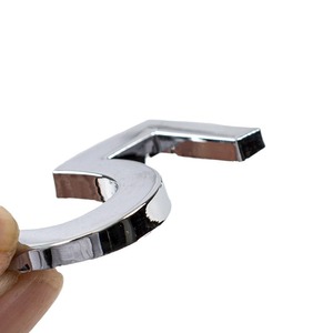 Emblème de voiture 3D personnalisé ABS insigne étanche avec <span class=keywords><strong>nom</strong></span> et Alphabet combinaison trophées médailles et plaques - Product Image 3