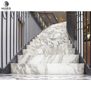 Offre Spéciale carreaux de pierre de marbre blanc de calacata naturelle bien polie pour les marches d'escalier