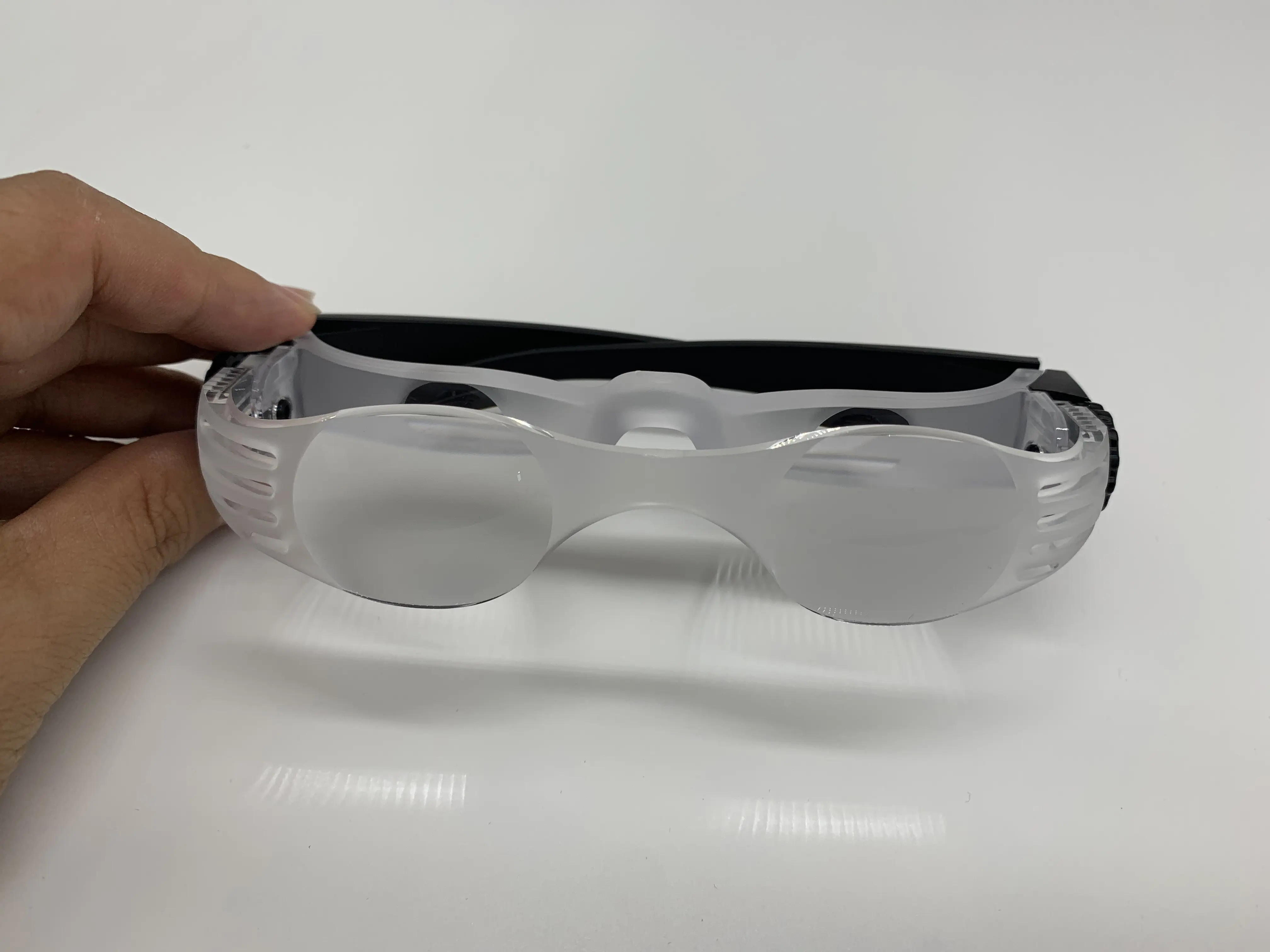 Kacamata pembesar TV pembesar dapat diatur untuk teropong layar pembesar penglihatan Rendah grosir