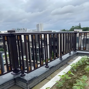 Trang trí lan can ban công cuộn và lan can thép mạ kẽm cho an toàn sân thượng nhà truyền thống - Product Image 5