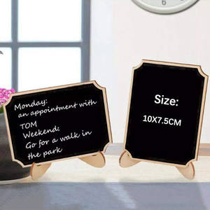 Étiquettes de signe de <span class=keywords><strong>tableau</strong></span> noir <span class=keywords><strong>avec</strong></span> support <span class=keywords><strong>nom</strong></span> signe numéro de table fleur en forme de nuage en bois petit mini - Product Image 4