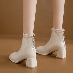 Bottines à talons hauts en cuir pour femmes, nouvelle collection 2024, bout pointu, talon épais, bottines à la cheville pour femmes - Product Image 4