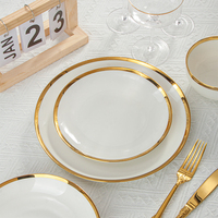 Service d'Assiettes Plates de Luxe en Porcelaine Blanche avec Bord Doré, Plats de Service Ronds en Céramique, Vaisselle Complète