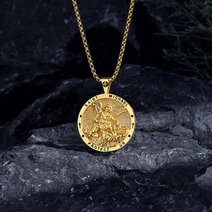 18K oro placcato in rame religioso dichiarazione collana pendente Christian arcangelo Saint <span class=keywords><strong>Michael</strong></span> per il regalo degli uomini - Product Image 2